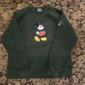 Disney Y2K Vintage 90s Green Mickey Mouse Crew neck sweatshirt